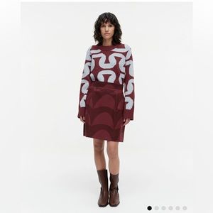 NWT Marimekko Judy Iso Laine mini skirt size 36, perfect condition!